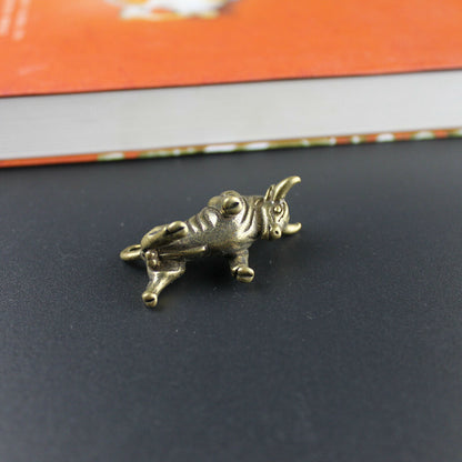 Pure Copper Vintage Brass Wall Street Bull Keychain Pendant