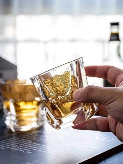 Creative Crystal Whisky Glass – Tracing Gold Head Cup