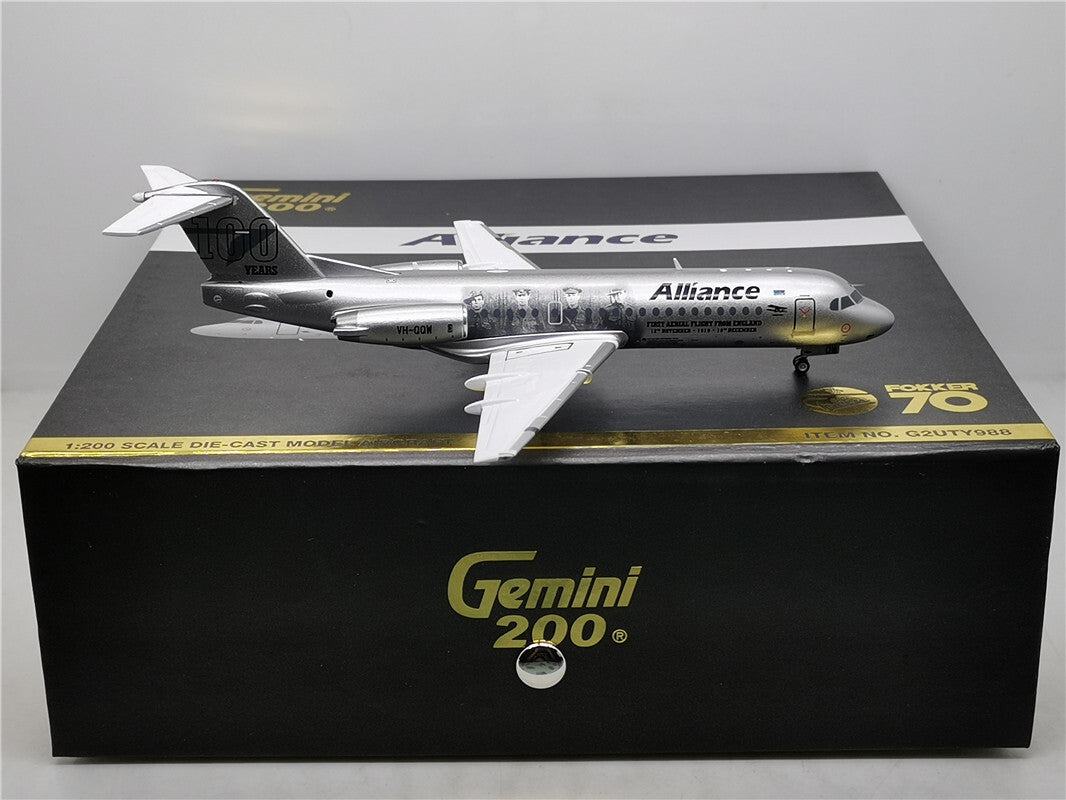1:200 Geminijets Alliance FOKKER70 Passenger Airplane Diecast Aircraft Model