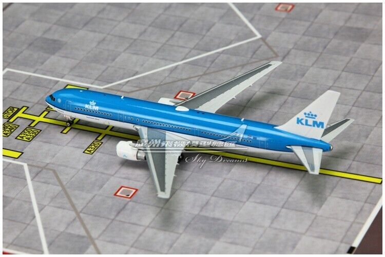 1:400 Phoenix KLM BOEING 767-300ER Passenger Airplane Diecast Aircraft Model