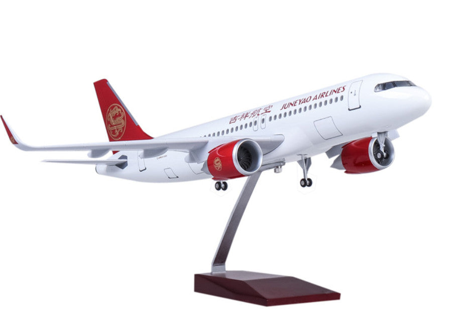 1:80 47CM JUNEYAO AIRLINES AIRBUS A320neo Airplane Landing Gear Resin Model