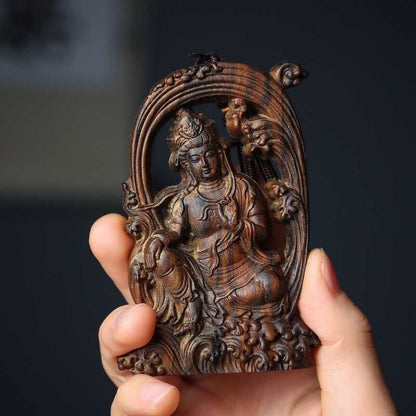 Agarwood Carved Guanyin Pendant Necklace Handheld Buddhist Amulet