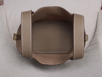 Women Cowhide Leather Handbag Shoulder/Messenger Bucket Bag Large Capacity Totes
