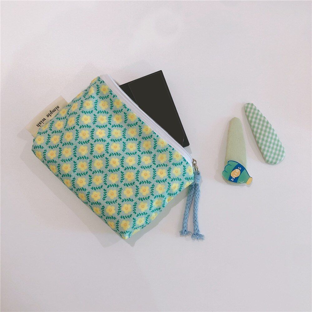 Small Cosmetic Make Up Bag Cotton Floral Organizer Bags Lipstick Purse Coin 1 PC