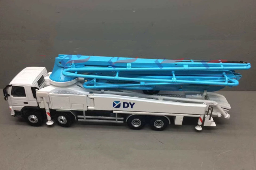 1:50 25CM DY Concrete Pump Truck Construction Machinery Equipment Diecast Model