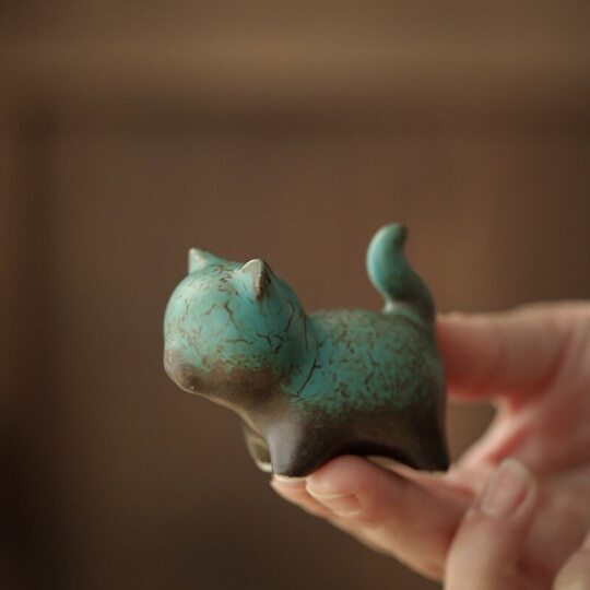 Tea Pet Cute Cat Dark Green Lucky Cat Tea Decorative Statue -
