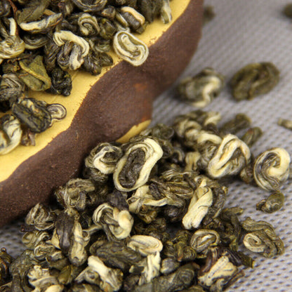 500g Top-grade New Tea One Bud and One Leaf Biluochun Loose Tea Yunnan Green Tea