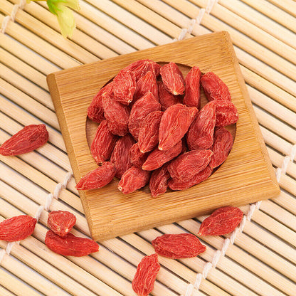 New Dried NingXia Goji Berries Organic Wolfberry Gouqi Berry Herbal Chinese Tea