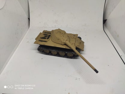 Hand-painted 1/72 finished model of the German E-79 tank from World War II