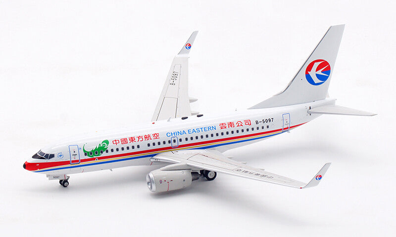 1:200 AV200 China Eastern Plane Airlines B737-700 Diecast Aircraft Model