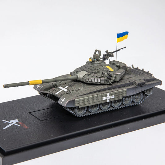 1/72 Artisan Ukrainian T-72 Main Battle Tank With Flags Painted Finished Model