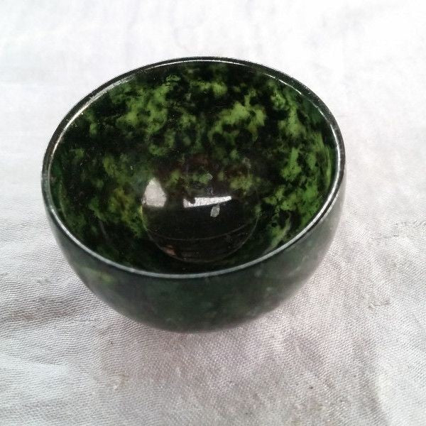 Natural Black Green Jade Serpentine Stone Tea Bowl 45x32mm Kung Fu Tea Cup
