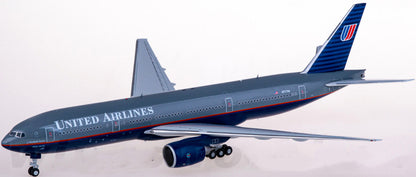 1:200 32CM JC WINGS UNITED AIRLINES BOEING 777-200ER Airplane Diecast Model