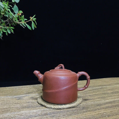 Chinese Yixing Zisha Clay Handmade Exquisite Teapot（斜竹 底款：朱可心）