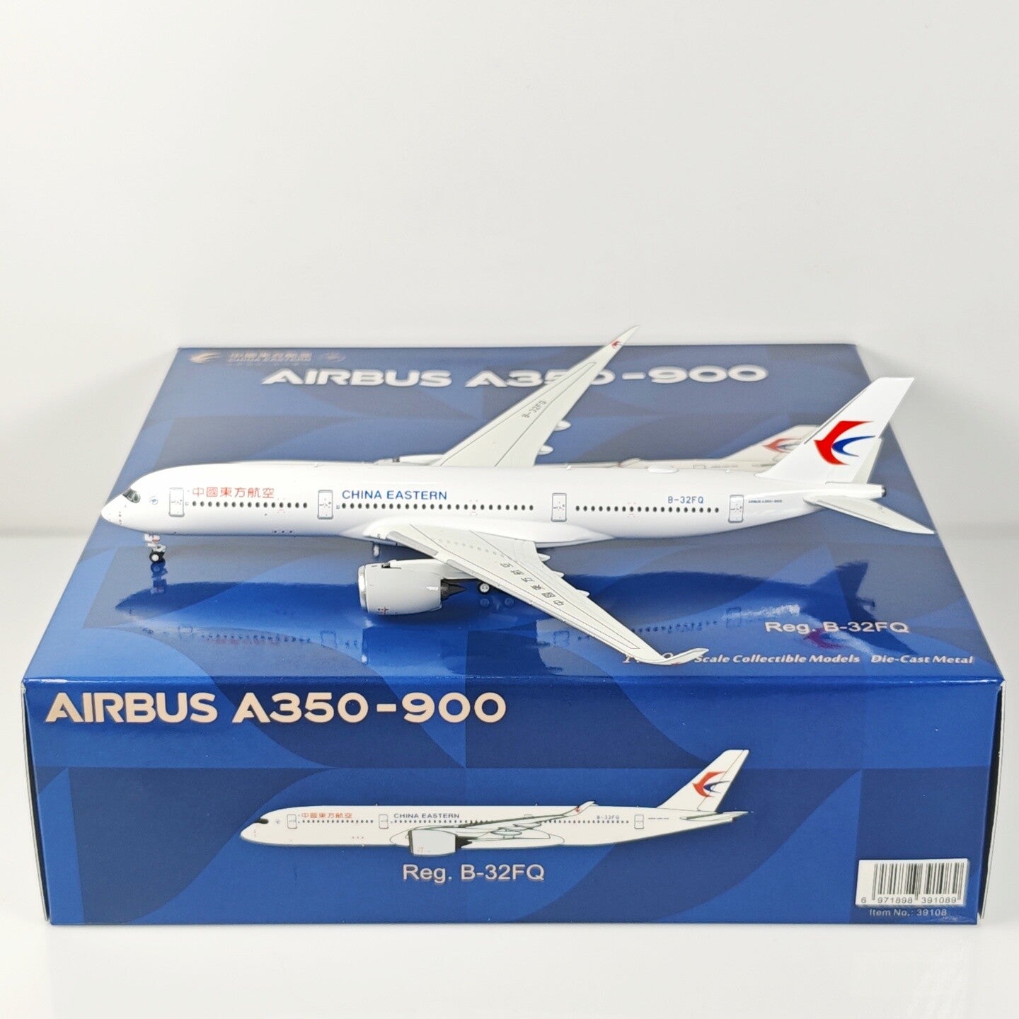 1:400 NG Model CHINA EASTERN AIRBUS A350-900 Passenger Airplane Diecast Model