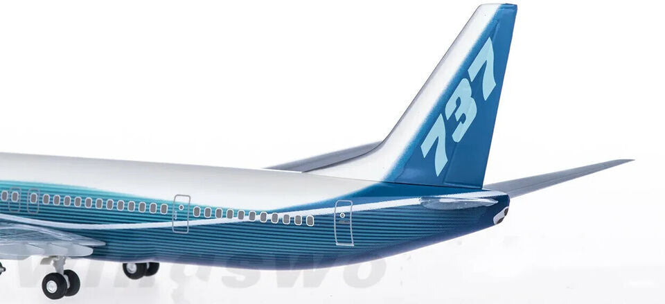 1:200 Hogan BOEING 737-900ER Passenger Airplane ABS Plastic Aircraft Plane Model