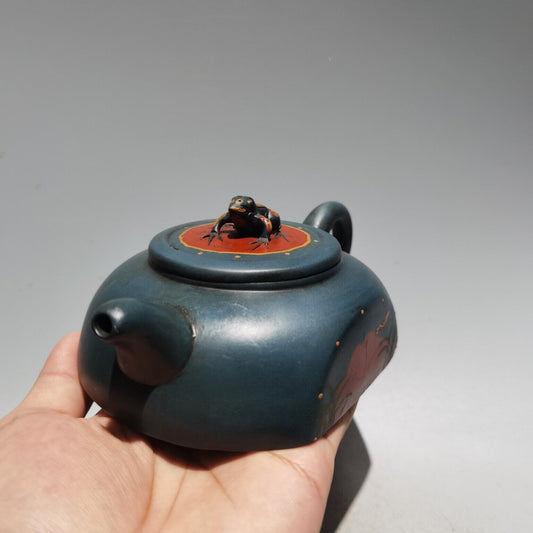 Chinese Yixing Zisha Clay Handmade Exquisite Teapot（荷塘月色 底款：蒋蓉）