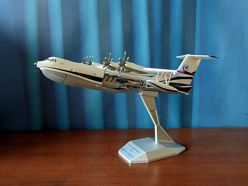 1:100 38CM AVIC Amphibious AG600 Fire-fighting Water Rescue Diecast Plane Model