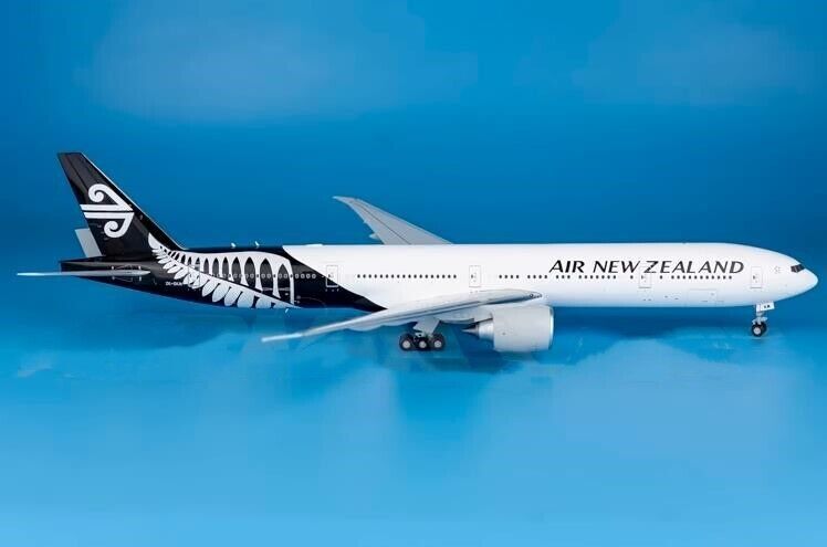 1:200 37CM JC Wings AIR NEW ZEALAND BOEING 777-300ER Airplane Diecast Model