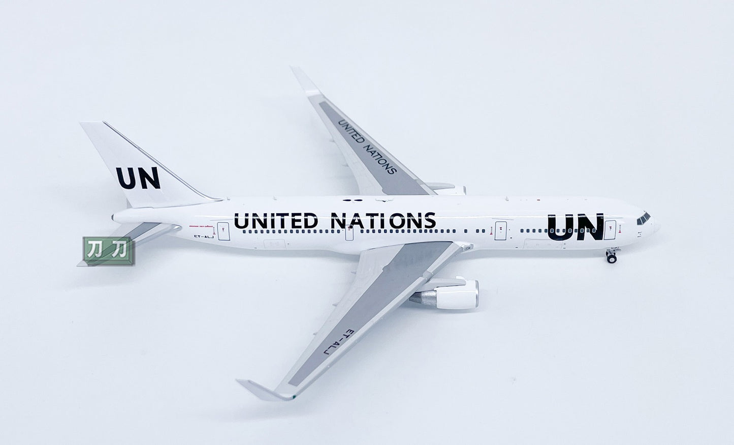 1:400 HAHA UNITED NATIONS BOEING 767-300ER Passenger Airplane Diecast Model