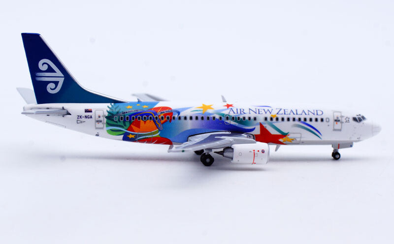1:400 JC Wings Air New Zealand Boeing 737-300 Passenger Airplane Diecast Model