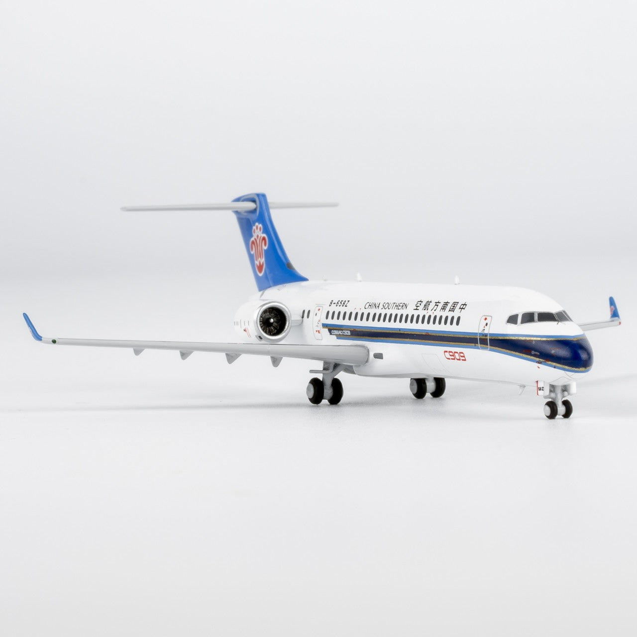 1:400 NGmodels China Southern Comac C909 Passenger Airplane Diecast Plane Model