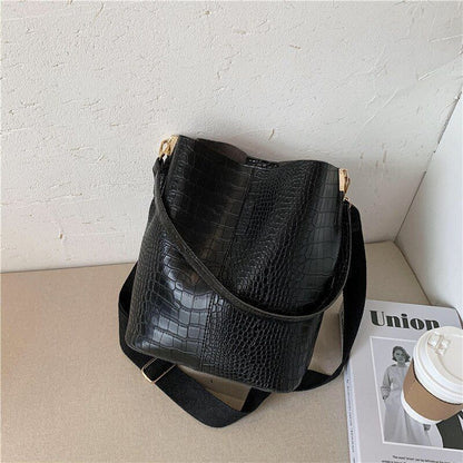Vintage Crocodile Pattern Crossbody Bags Women Leather Shoulder Handbags Large