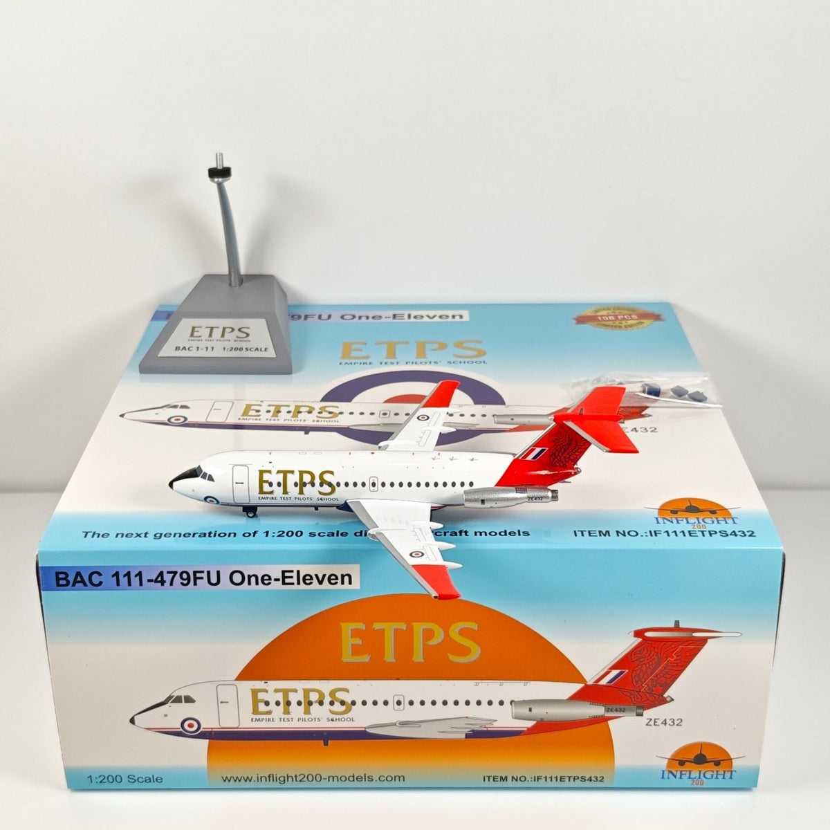 1:200 InFlight ETPS BAC 111-479FU One-Eleven ZE432 Airplane Diecast Plane Model