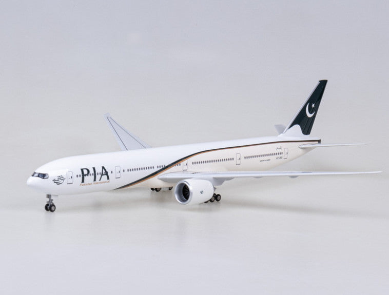 1:157 47CM PIA Pakistan BOEING 777-300ER Plane Landing Gear Resin Aircraft Model