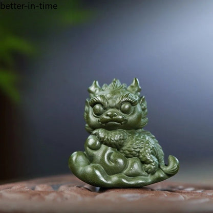 4.5Cm Yixing Purple Clay Auspicious Clouds Qilin Tea Pet Tea Statue Ornament