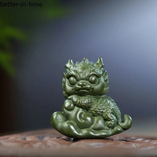 4.5Cm Yixing Purple Clay Auspicious Clouds Qilin Tea Pet Tea Statue Ornament