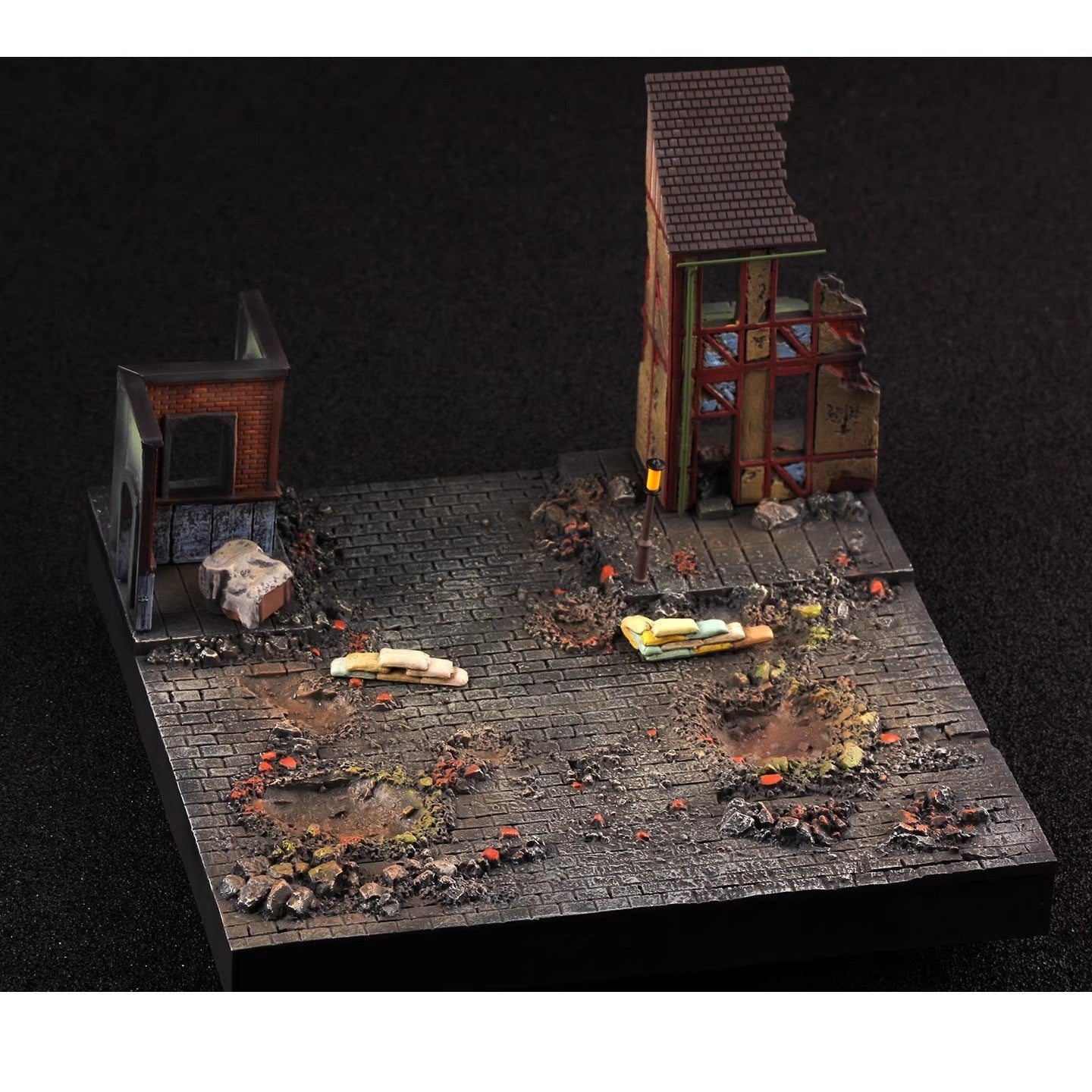 1/72 PMA WWII Europe Street Scene Floor Finished Model Without Tank and Soldier