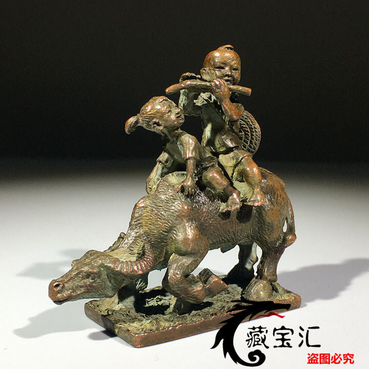 Vintage Chinese tea pet Bronze/Brass statue figure favorite on cow figure