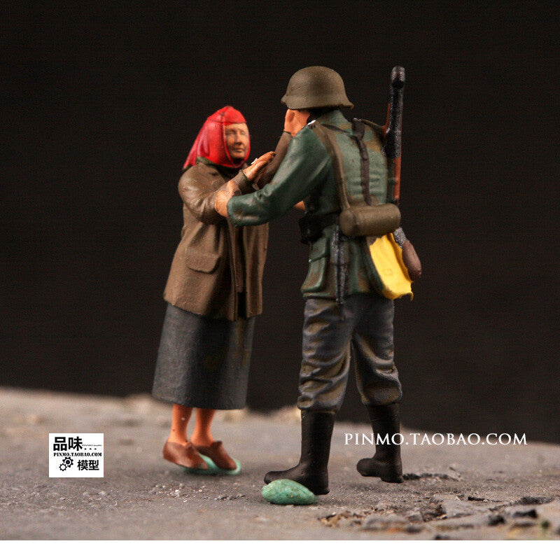 1/72 World War II Soldier Farewell Soldier Model