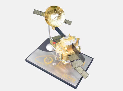 1:26 32CM Chang'e-6 Probe Lunar Rover Diecast Lunar Lander Model Collection