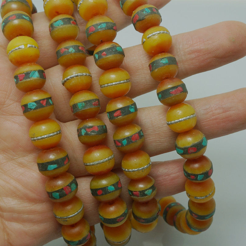 New Buddhist Nepalese Handicrafts Inlaid with Colored Stone Beeswax Beads
