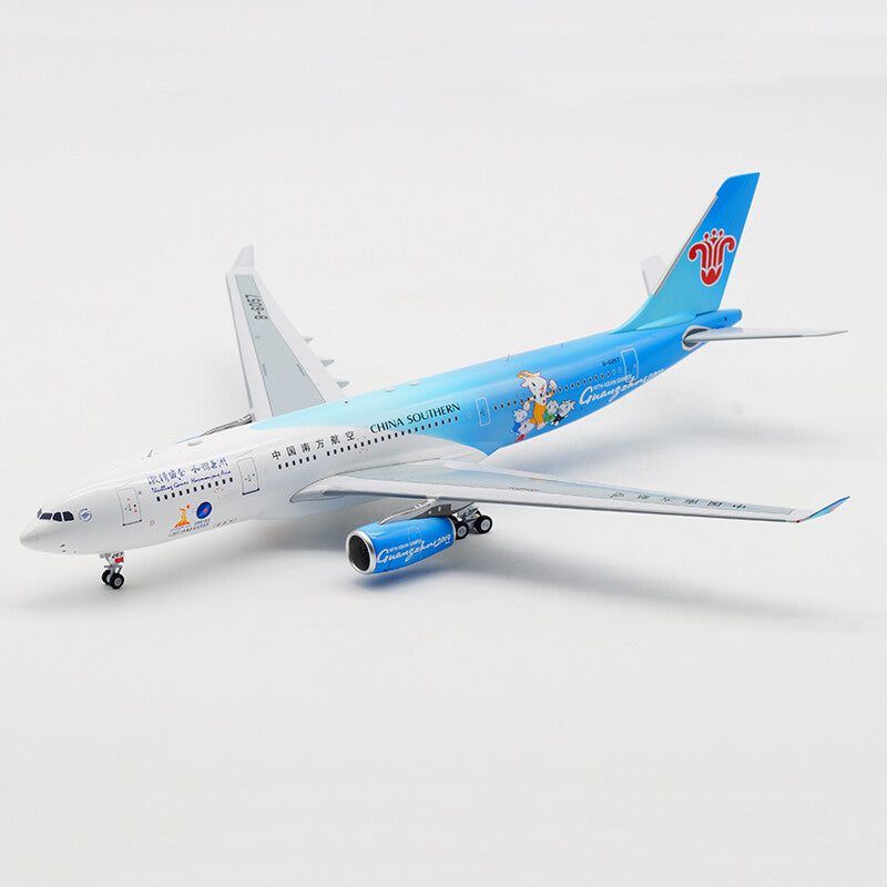 Inflight CHINA SOUTHERN AIRLINES AIRBUS A330-200 B-6057 1/200 diecast aircraft