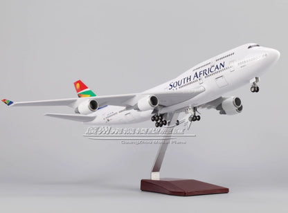 47CM 1:150 SOUTH AFRICAN BOEING 747-400 Airplane Landing Gear Resin Plane Model