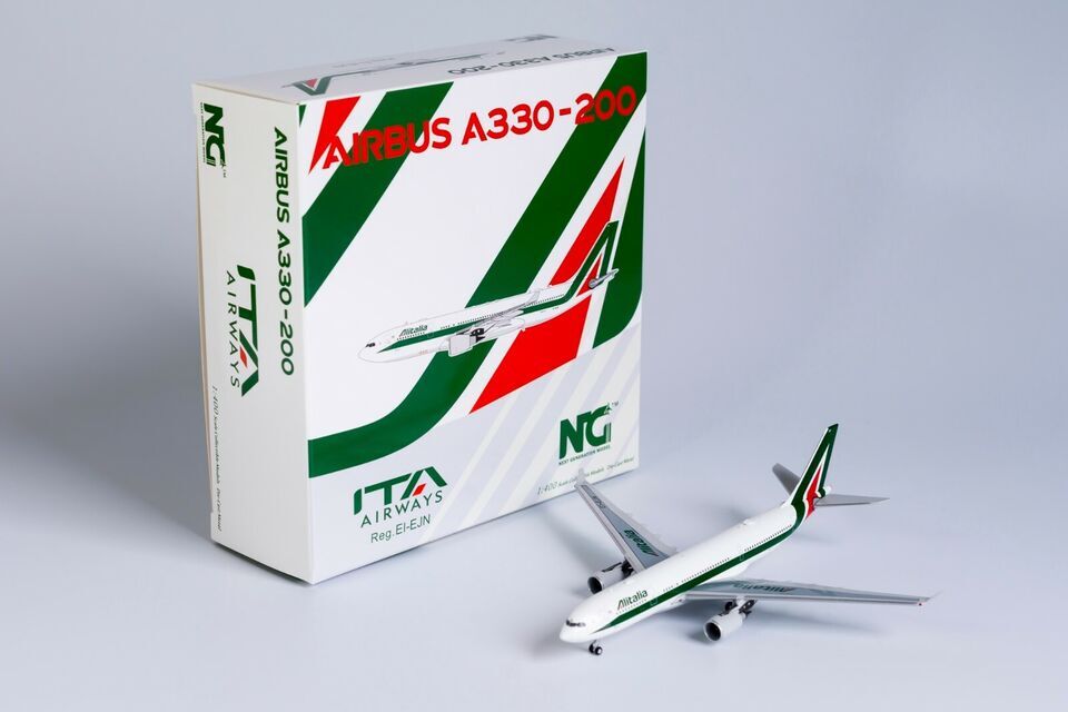 1:400 NG Model Alitalian AIRBUS A330-200 Passenger Airplane Diecast Plane Model