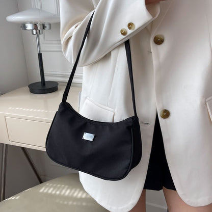 Solid Color Shoulder Bag Mini Crescent Messenger Handbags Nylon Handbag Retro