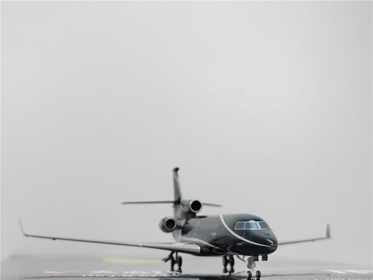 1:200 NG Model DASSAULT Falcon 7x Passenger Airplane Diecast Aircraft Model