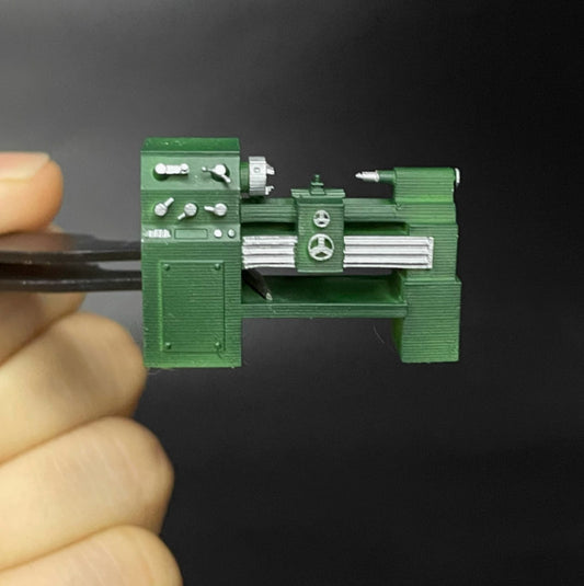 1:64 Workshop Mechanic Lathe Model Maintenance Tool Scene Prop Model Toy