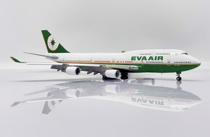 1:200 JC Wings Eva Air BOEING B747-400 Flap Down Airplane Diecast Aircraft Model
