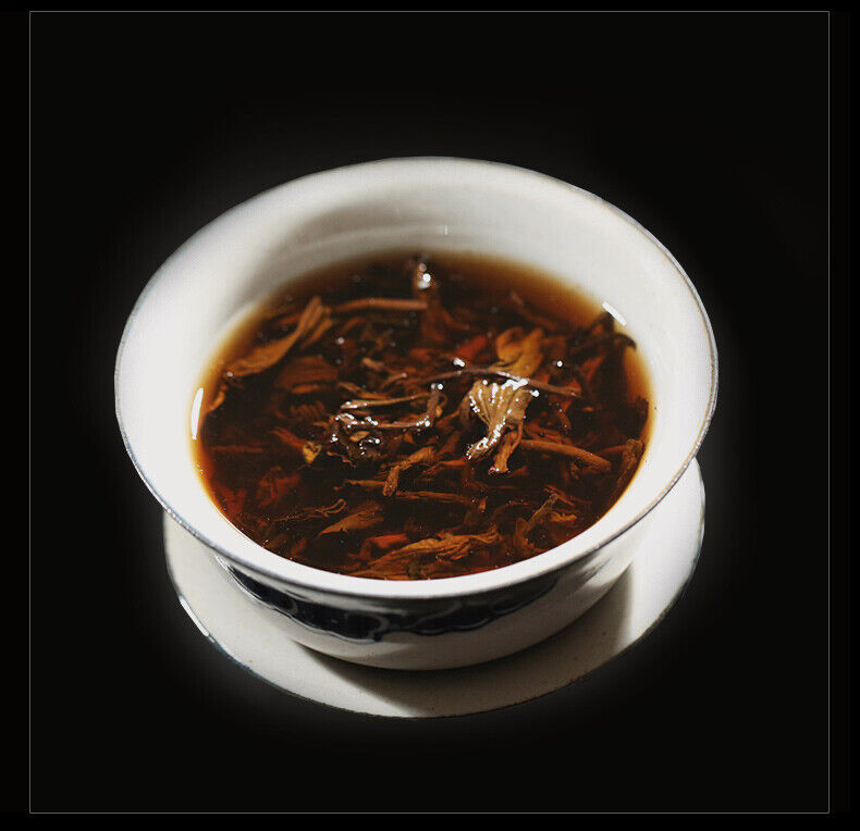 Yunnan Glutinous Rice Pu'er Tea Yiwu Ancient Tree Pearl Pu'er Tea-