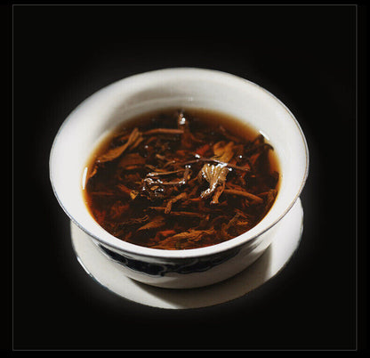 Yunnan Glutinous Rice Pu'er Tea Yiwu Ancient Tree Pearl Pu'er Tea-