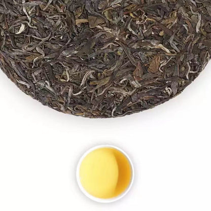 357g Old Tree Puerh Raw Tea Cake Lao Ban Zhang Pu-erh Tea Yunnan Pu'er Black Tea