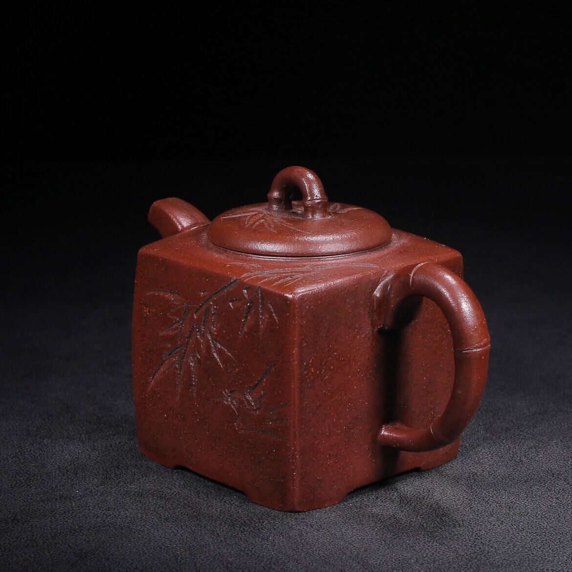 Chinese Yixing Zisha Clay Handmade Exquisite Teapot（四方竹韵 底款：陈荫千）