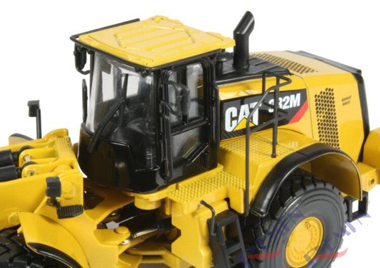 1:50 Norscot 982M Wheeled Loader bulldozer Construction Machine Diecast Model