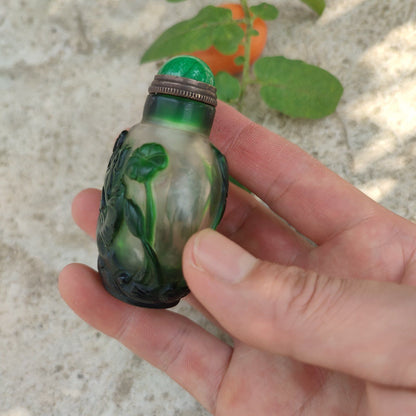 Chinese Old Beijing Carved Exquisite Lotus Flower Snuff Bottle Glass frog statue
