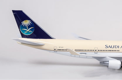 1:150 47CM SAUDI ARABIAN BOEING 747-400 Airplane Landing Gear Resin Plane Model